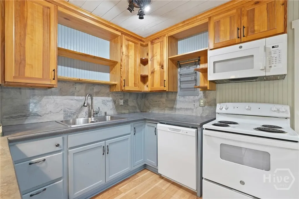 2107 Causton Bluff Road Savannah GA 31404