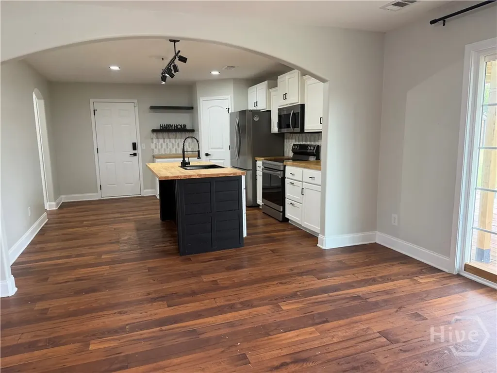 35 Ben Grady Drive Ellabell GA 31308