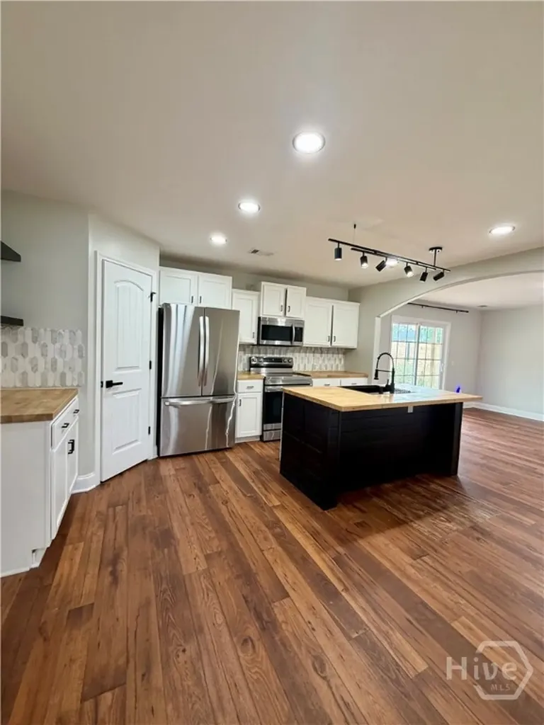 35 Ben Grady Drive Ellabell GA 31308