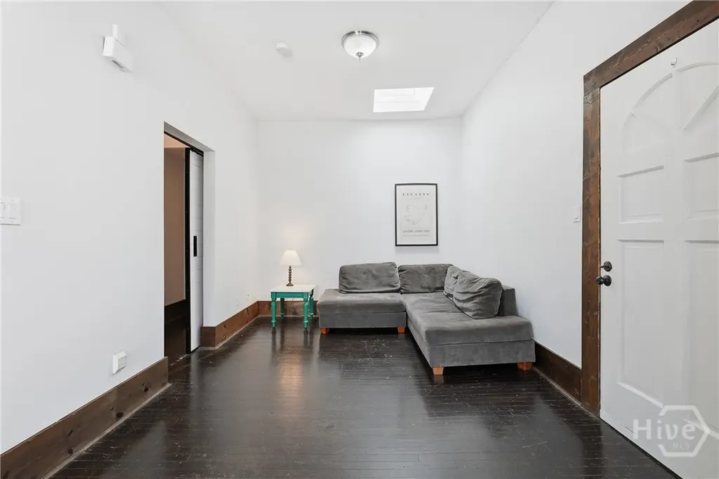 219 Abercorn Street Savannah GA 31401