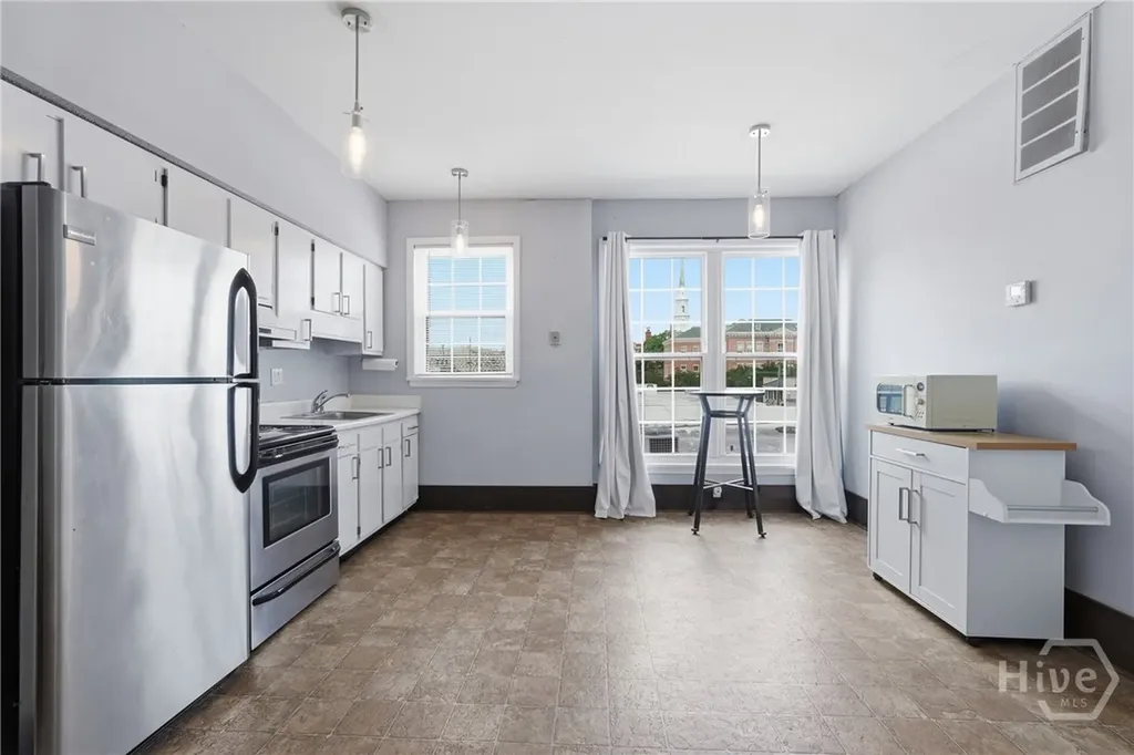 219 Abercorn Street Savannah GA 31401