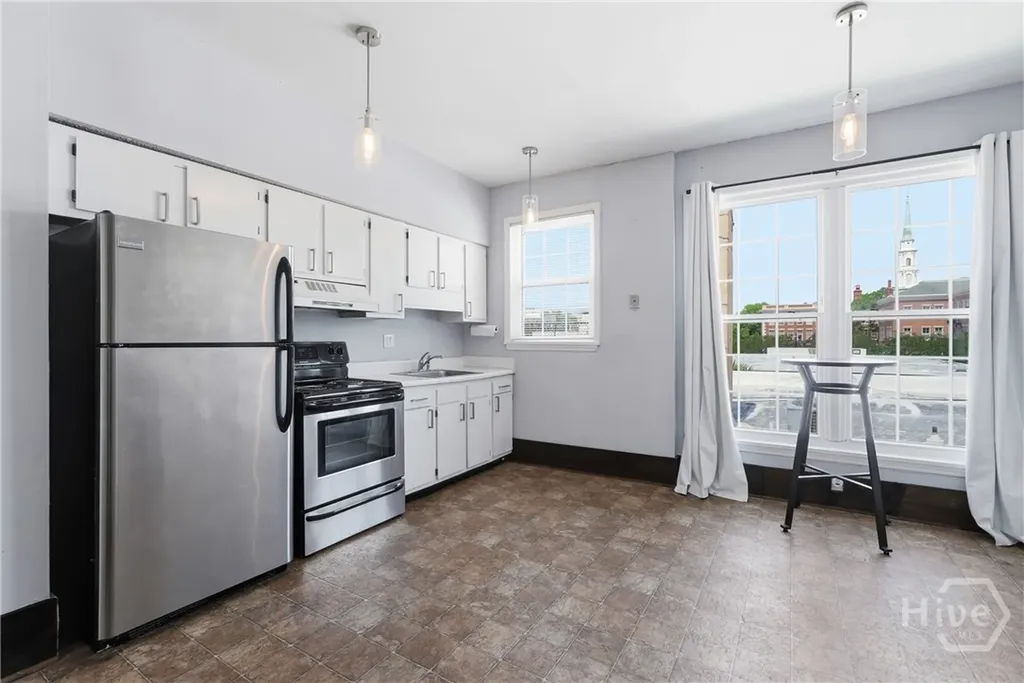 219 Abercorn Street Savannah GA 31401
