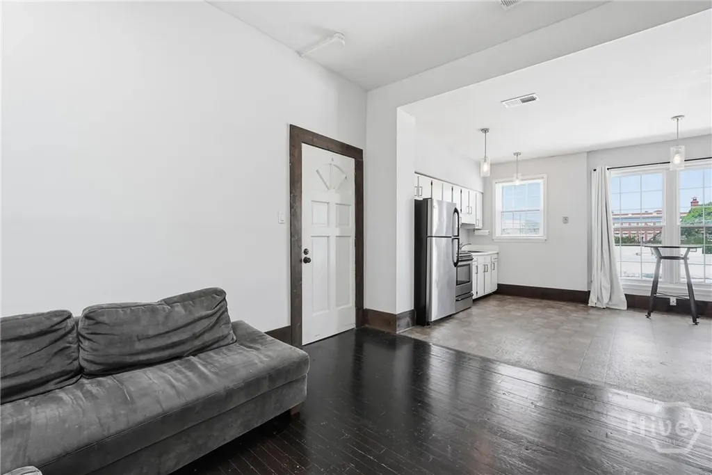 219 Abercorn Street Savannah GA 31401