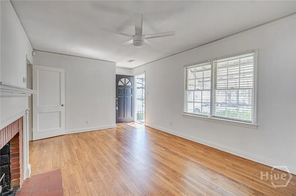2142 E 42 Street E Savannah GA 31404
