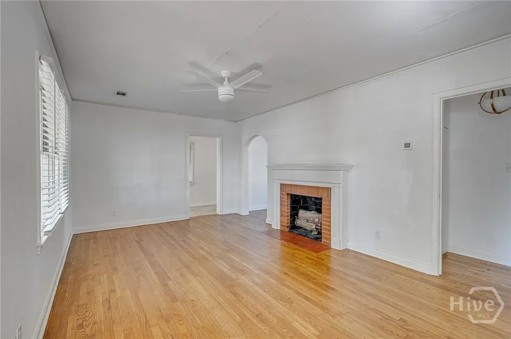 2142 E 42 Street E Savannah GA 31404