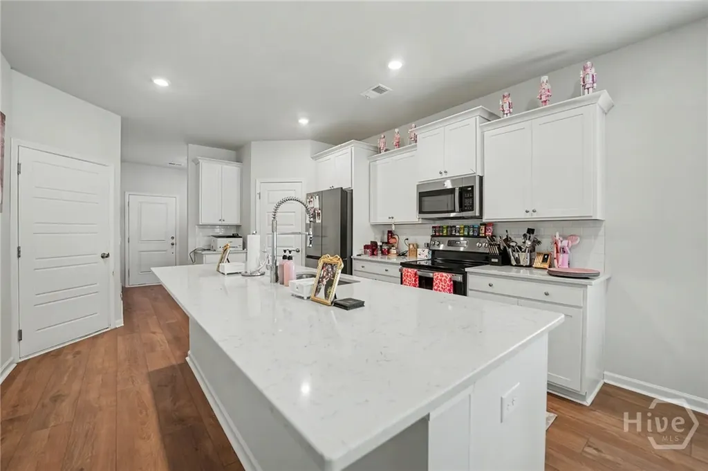 136 Holloway Hill Pooler GA 31322