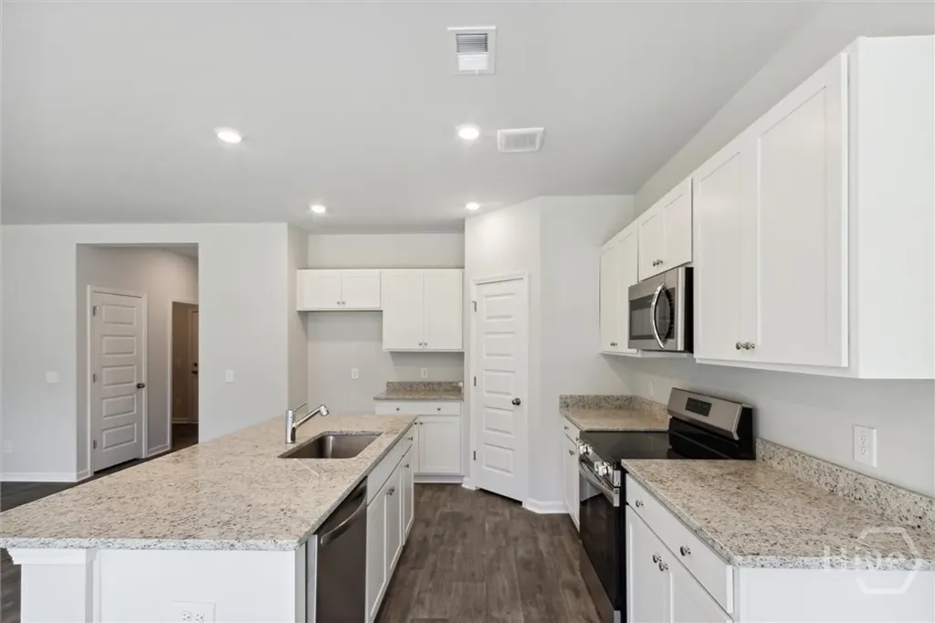 120 Seagrass Way Savannah GA 31302