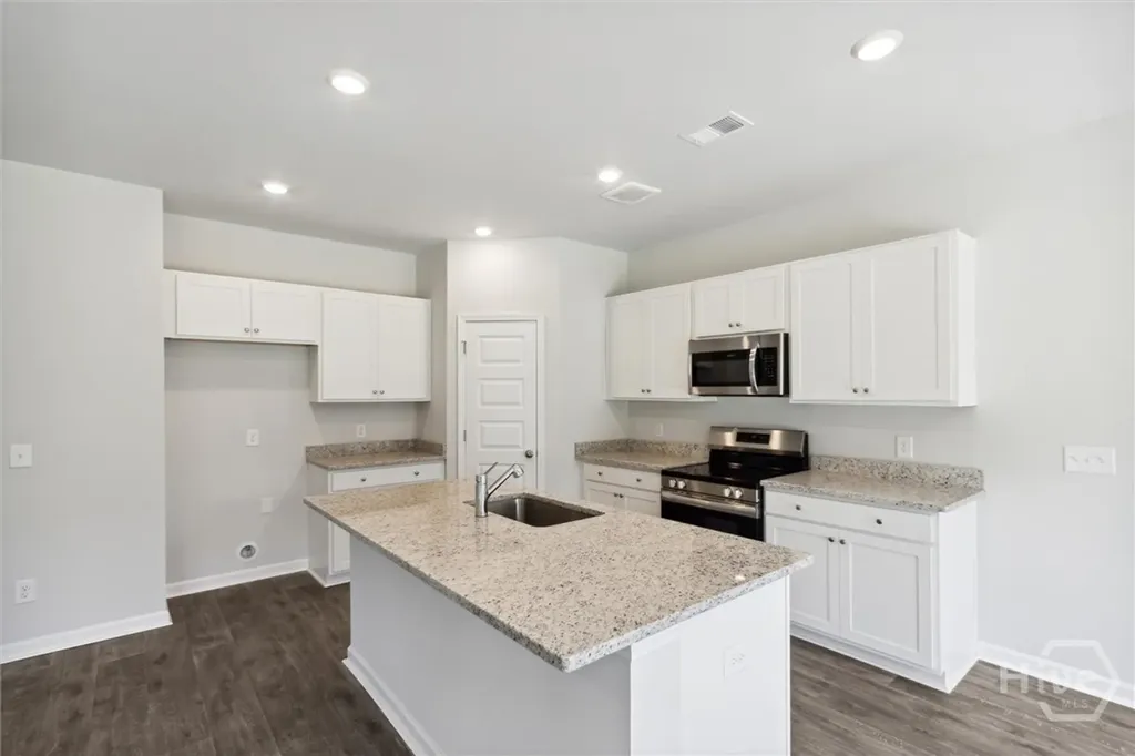 120 Seagrass Way Savannah GA 31302
