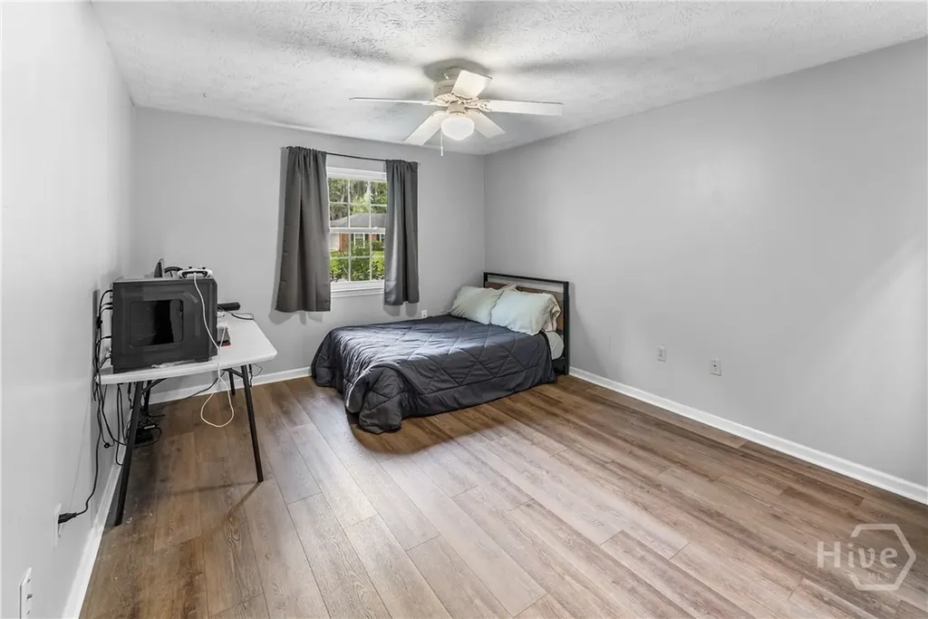 110 Hampshire Road Savannah GA 31410