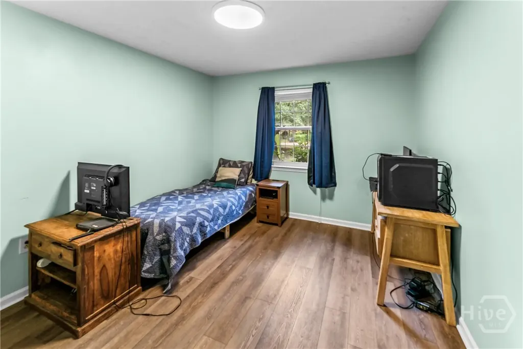 110 Hampshire Road Savannah GA 31410