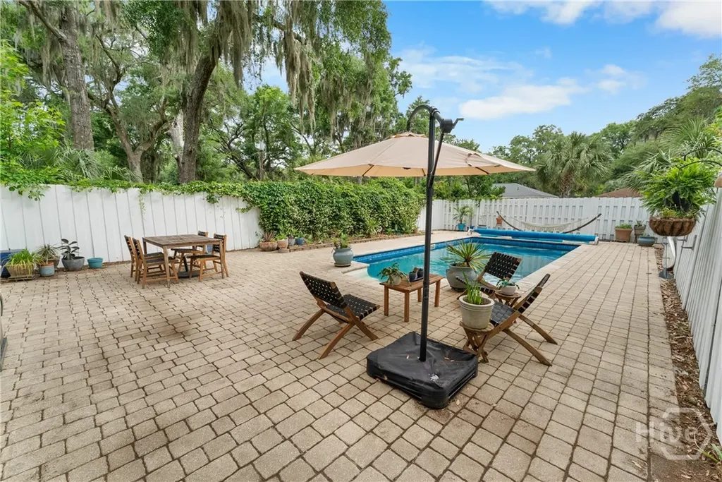110 Hampshire Road Savannah GA 31410