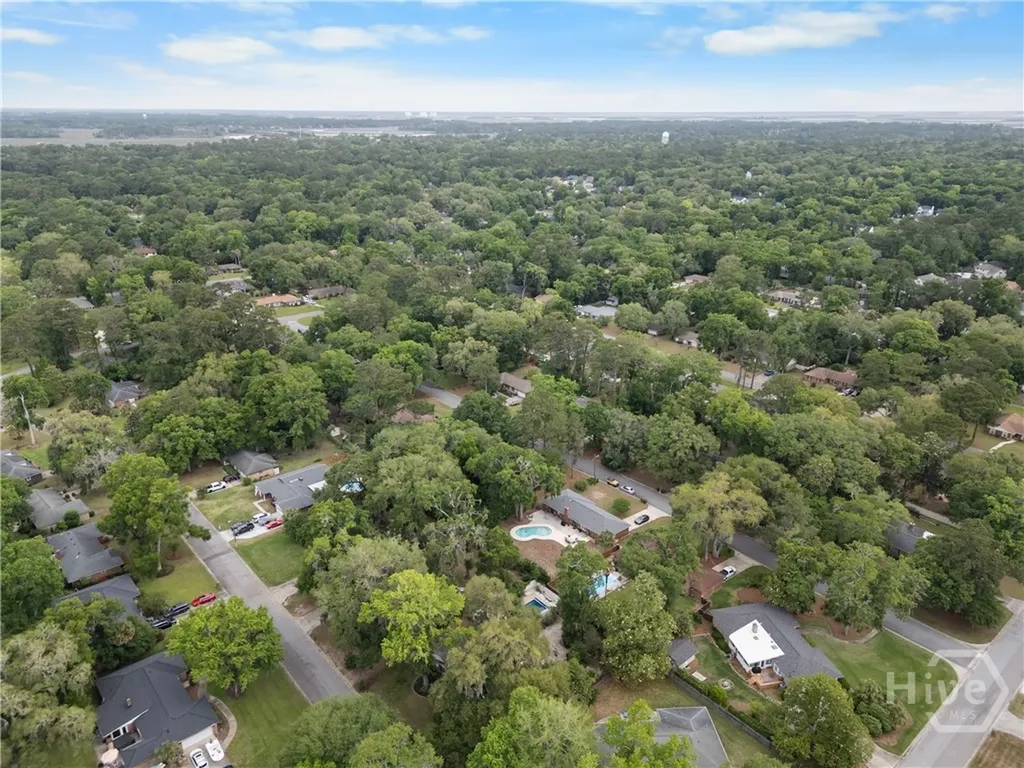 110 Hampshire Road Savannah GA 31410