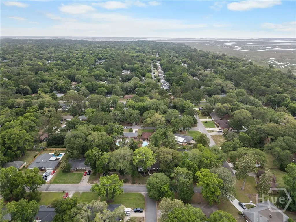 110 Hampshire Road Savannah GA 31410