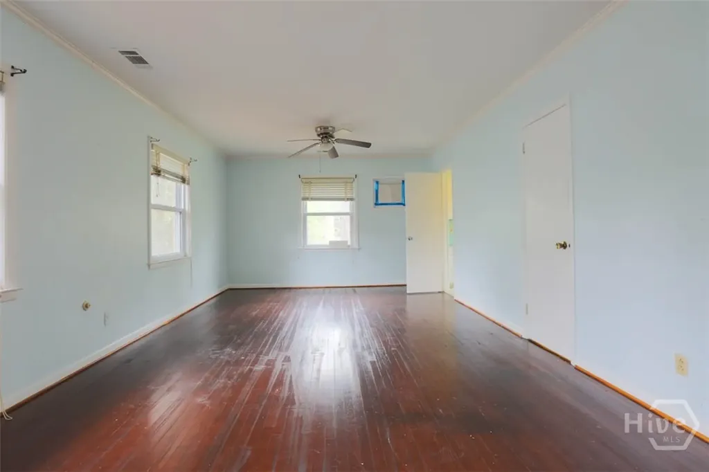 211 E 63rd Street Savannah GA 31405