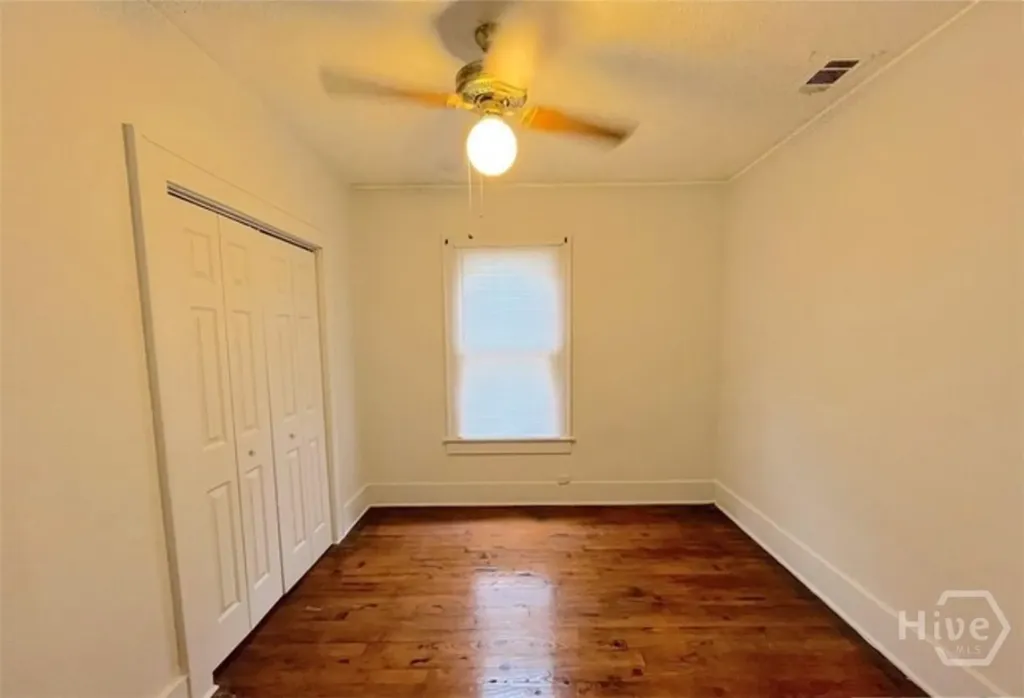 1008 W Victory Drive Savannah GA 31405