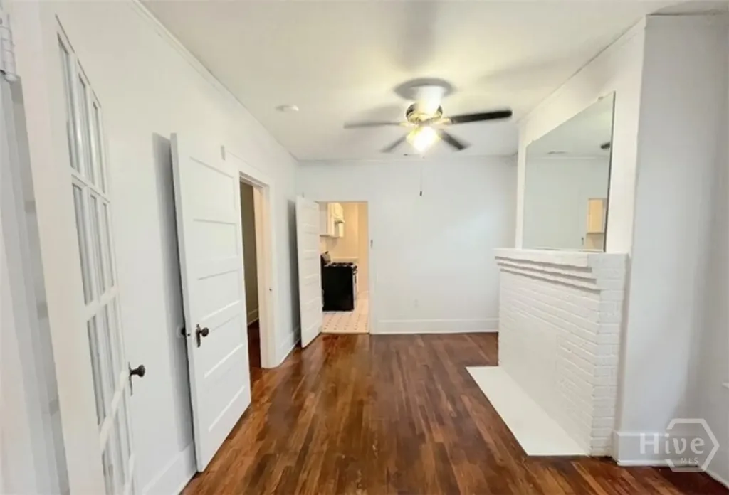 1008 W Victory Drive Savannah GA 31405