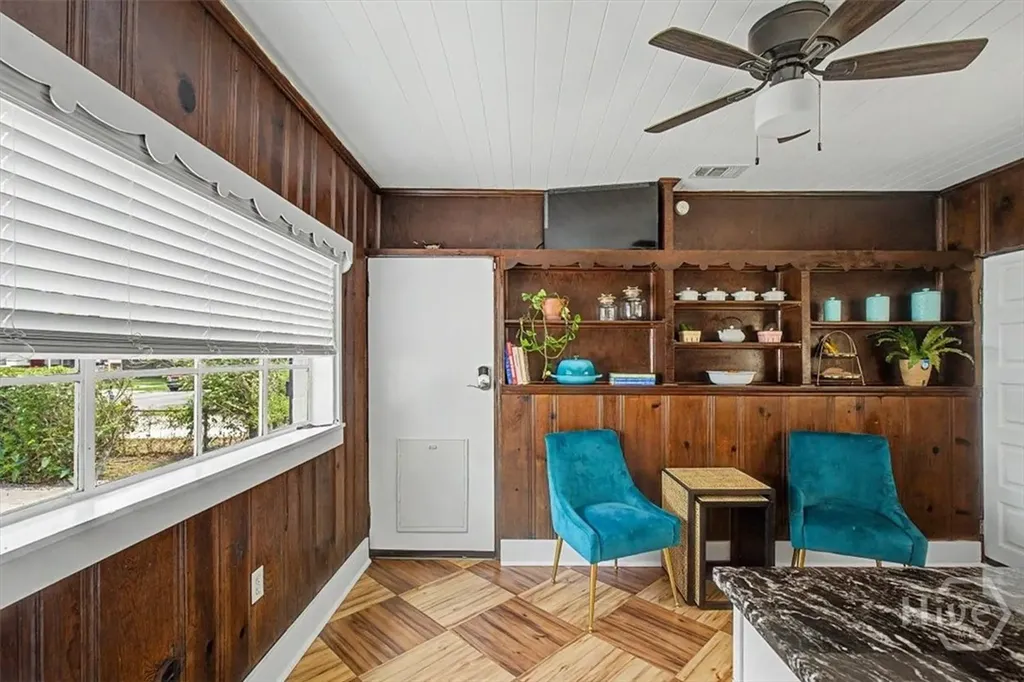 1323 E 53rd Street Savannah GA 31404