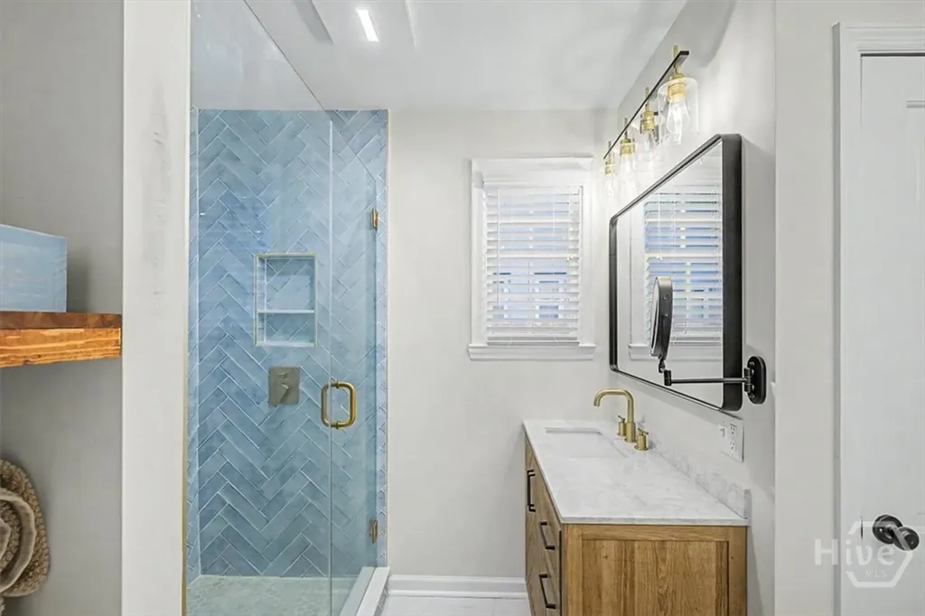 1323 E 53rd Street Savannah GA 31404