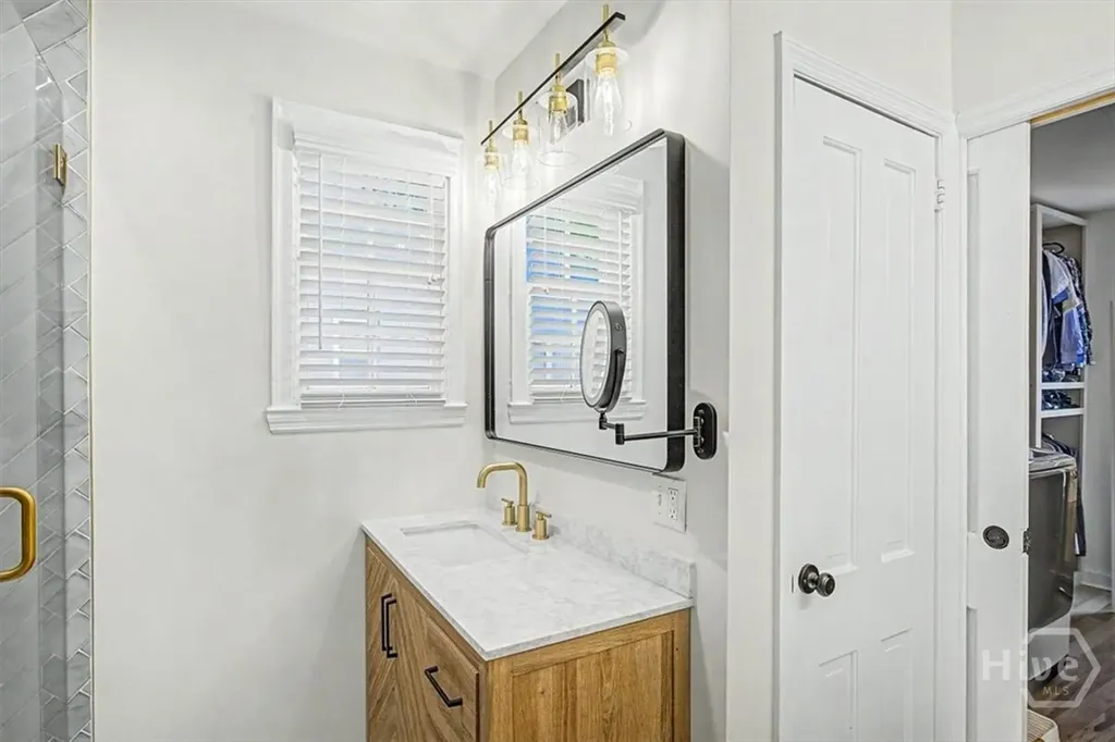 1323 E 53rd Street Savannah GA 31404