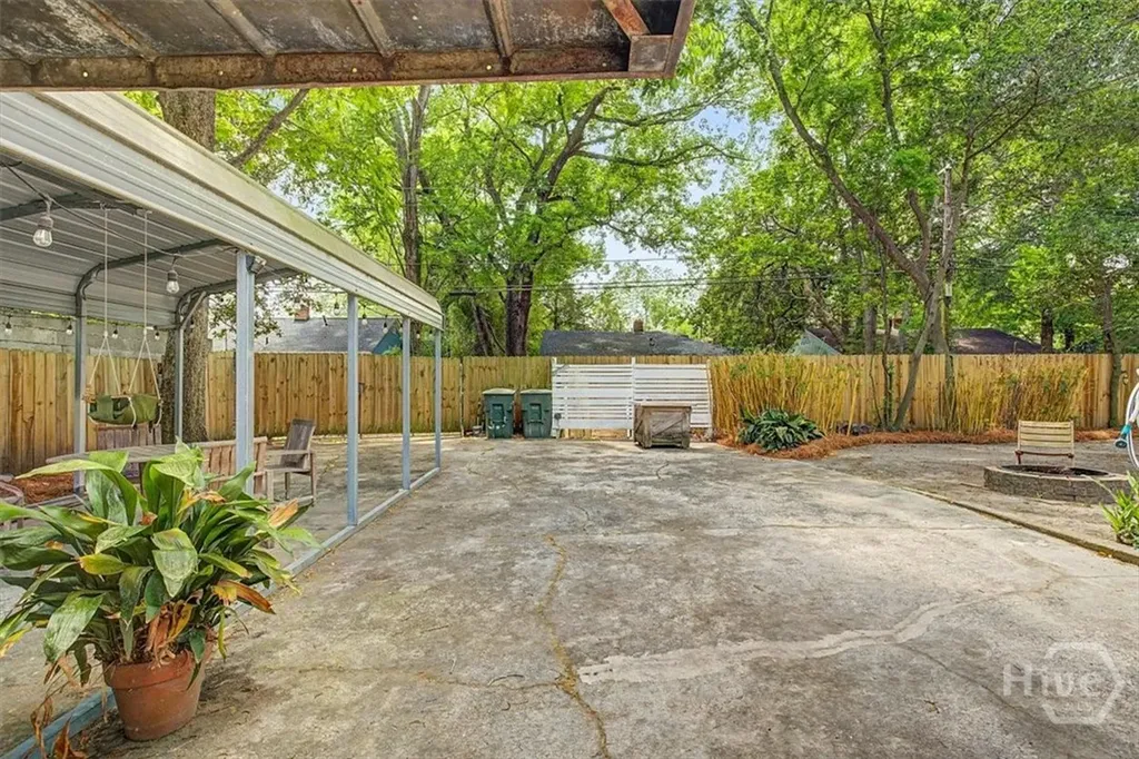 1323 E 53rd Street Savannah GA 31404