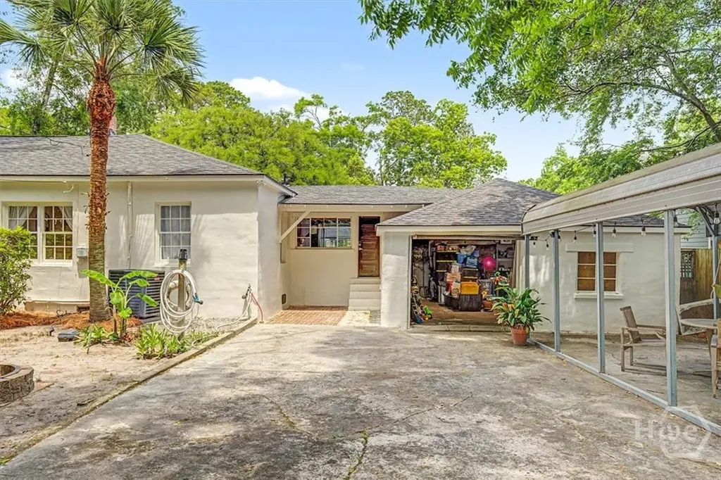 1323 E 53rd Street Savannah GA 31404