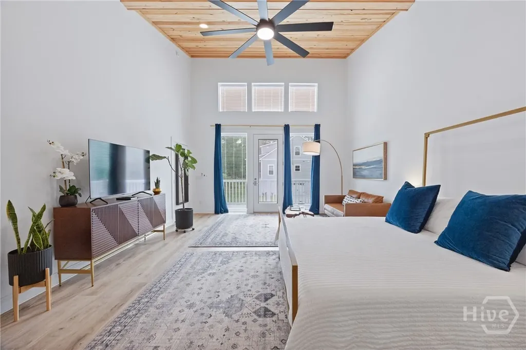 14 East Street Savannah GA