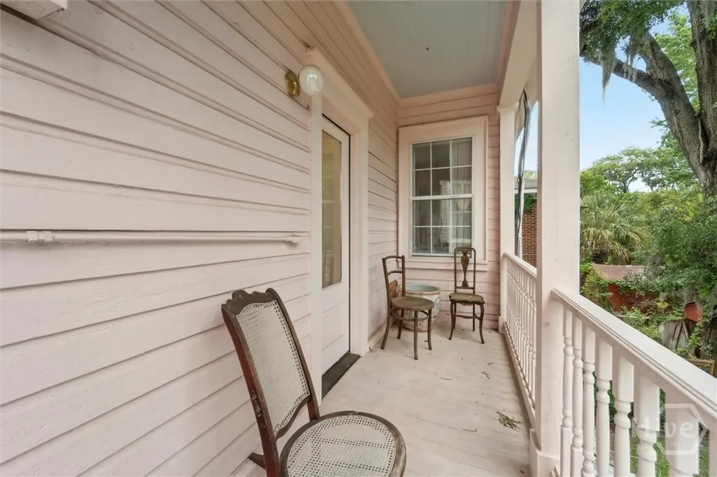 211 W 40th Street Savannah GA 31401