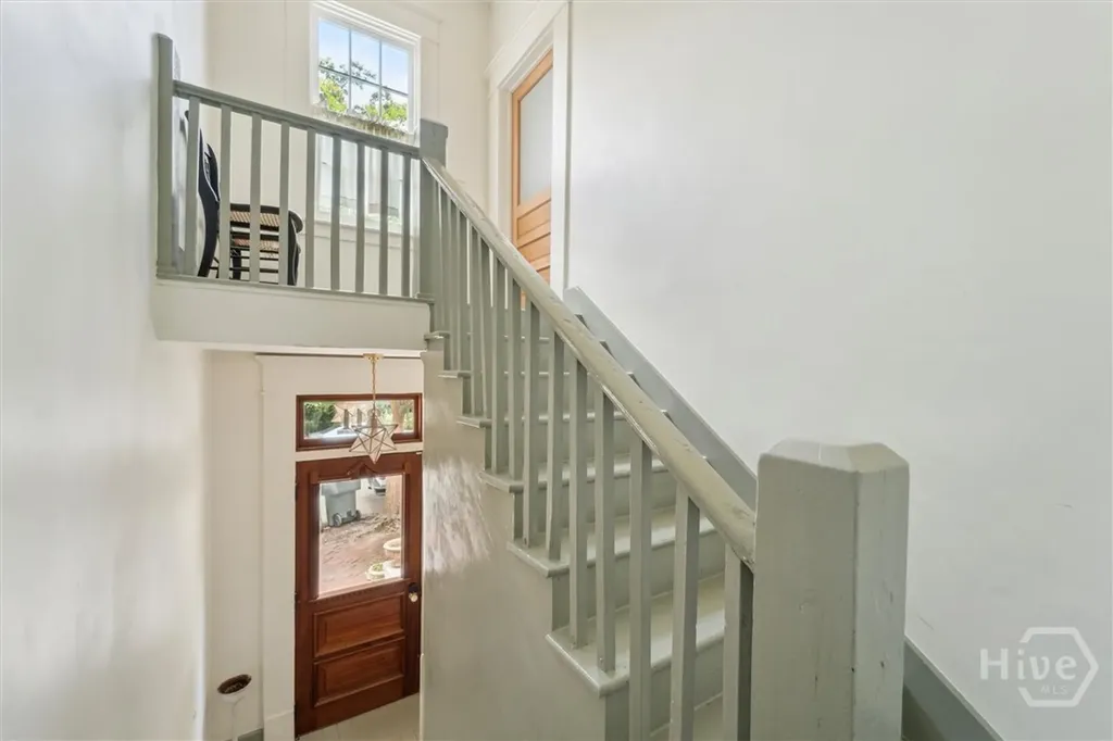 211 W 40th Street Savannah GA 31401