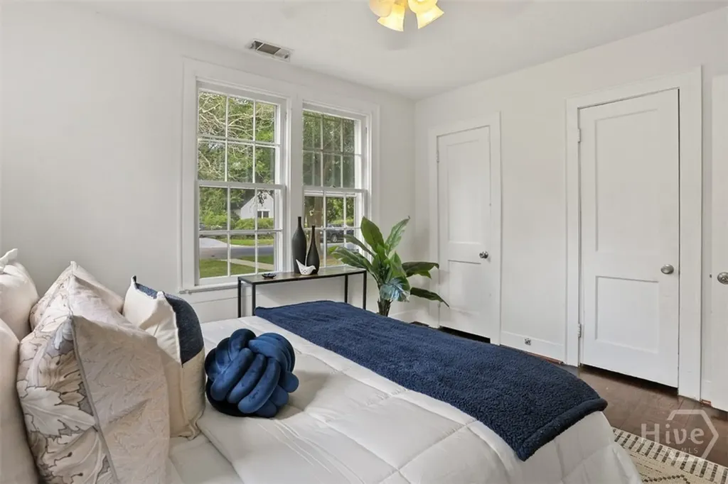 412 E 62nd Street Savannah GA 31405