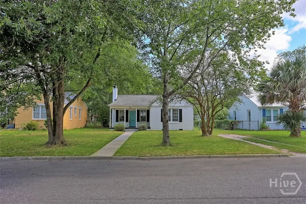 412 E 62nd Street Savannah GA 31405