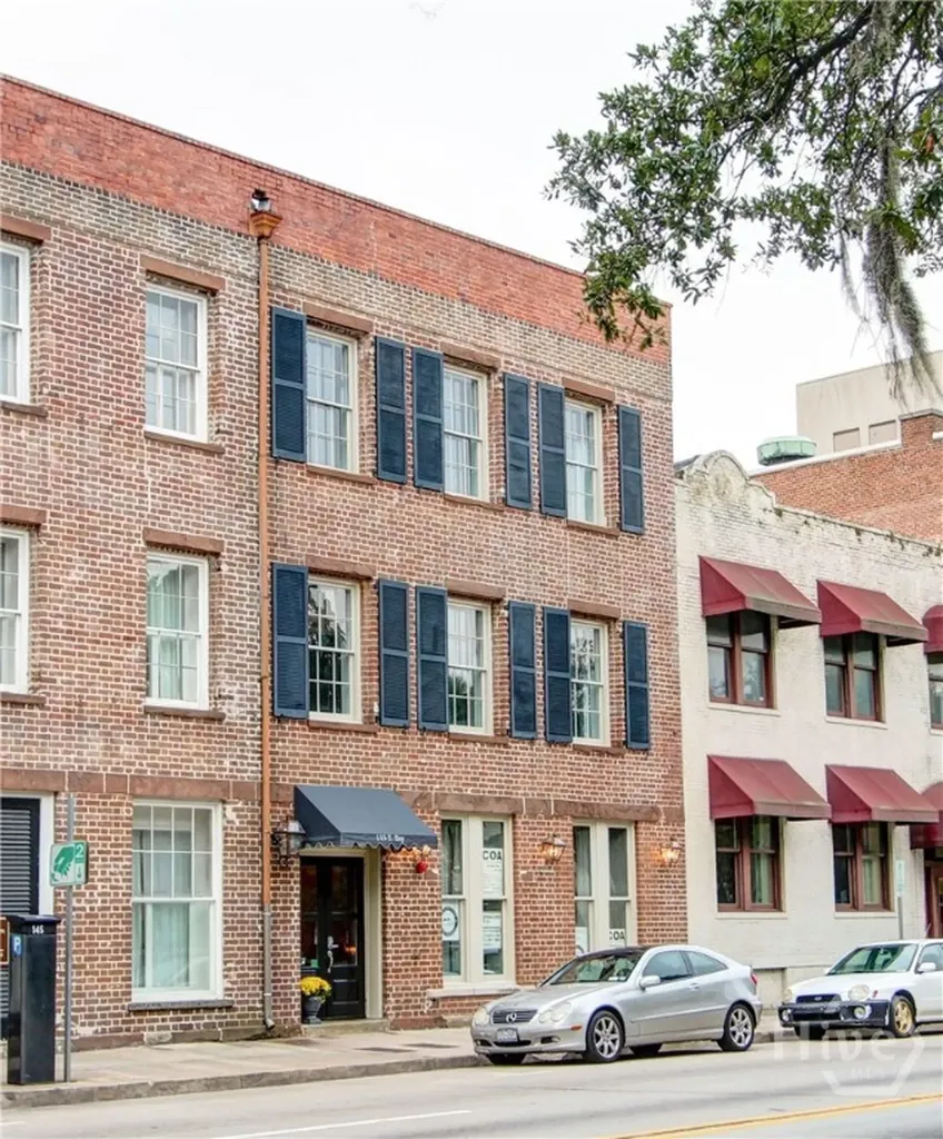 115 E Bay Street Savannah GA 31401