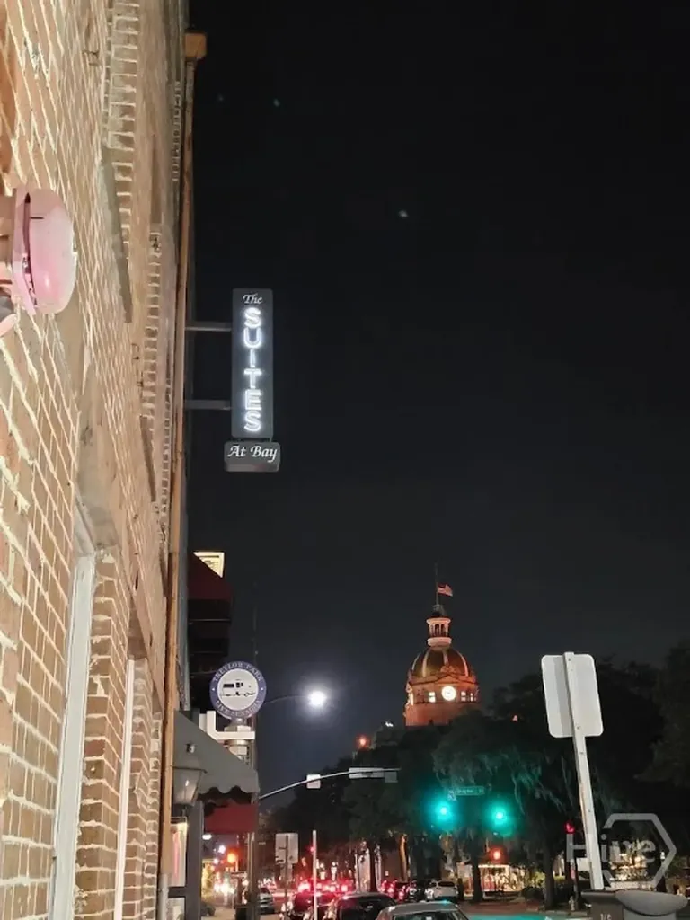 115 E Bay Street Savannah GA 31401