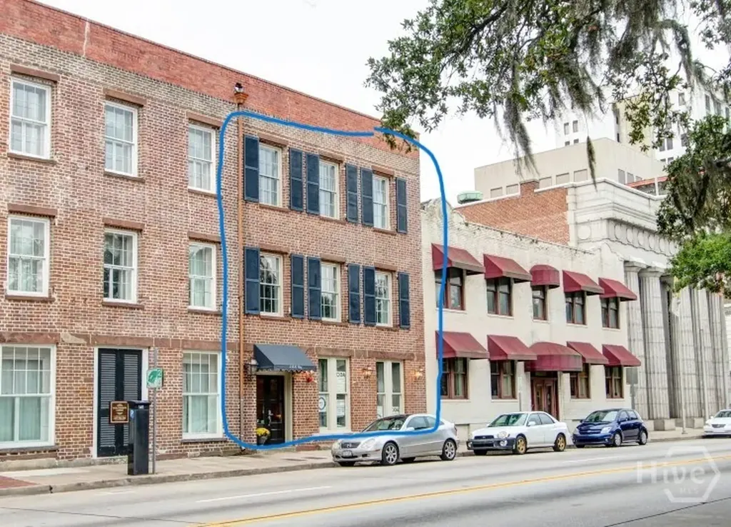 115 E Bay Street Savannah GA 31401