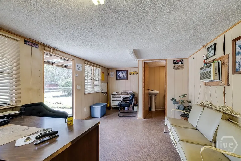 328 Old Pine Barren Road Pooler GA 31322