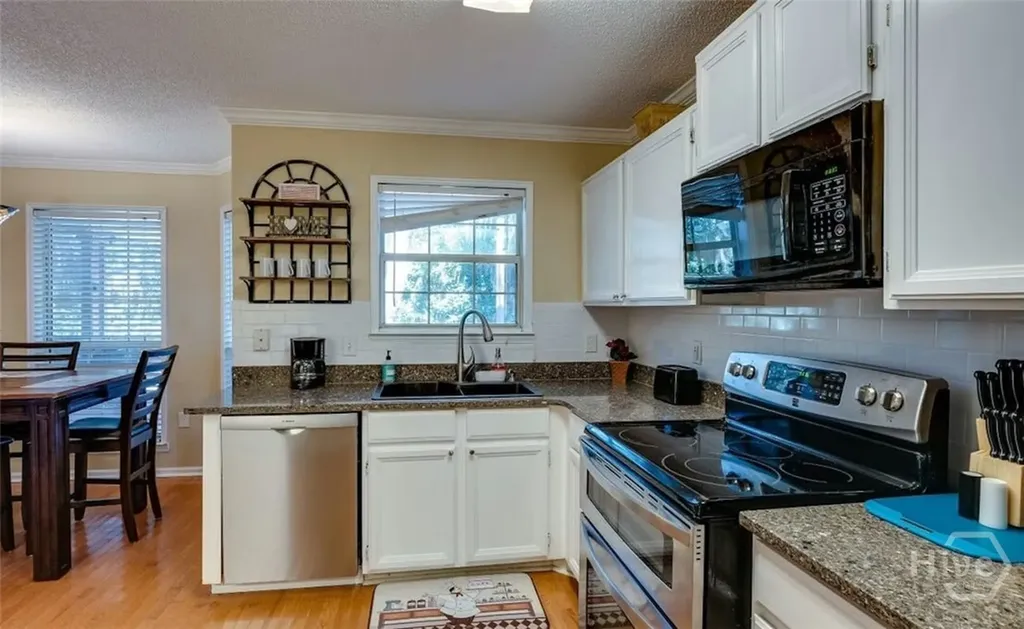 584 Oemler Loop Savannah GA 31410