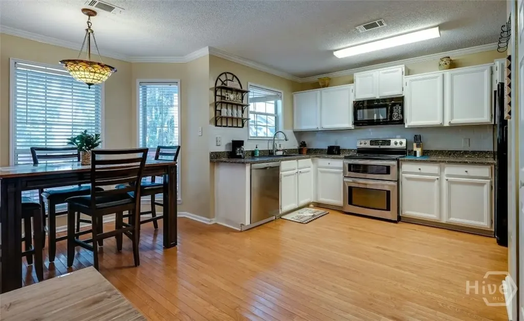 584 Oemler Loop Savannah GA 31410
