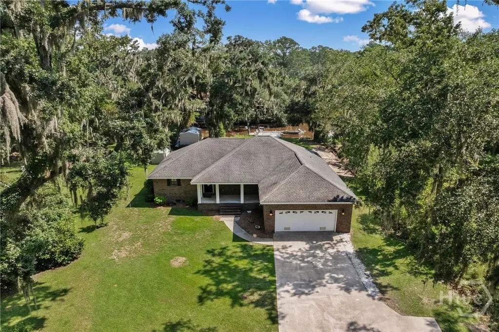120 Pinetree Road Midway GA 31320