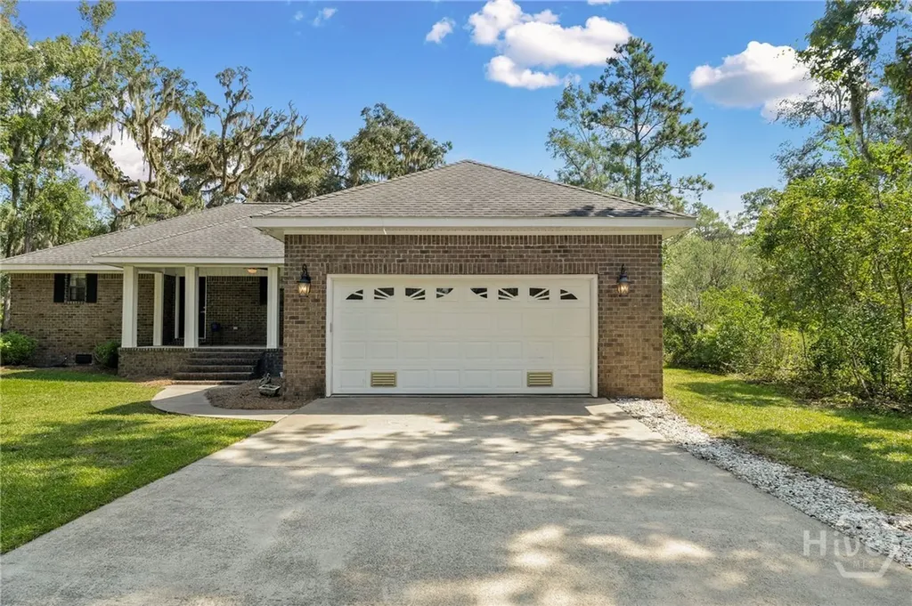 120 Pinetree Road Midway GA 31320