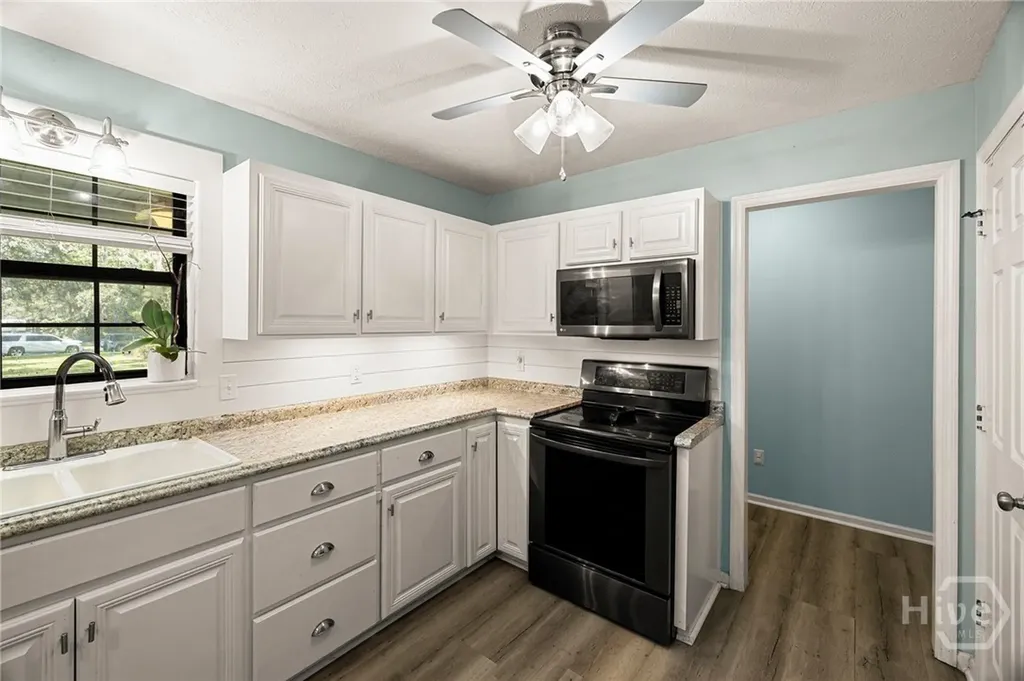 120 Pinetree Road Midway GA 31320