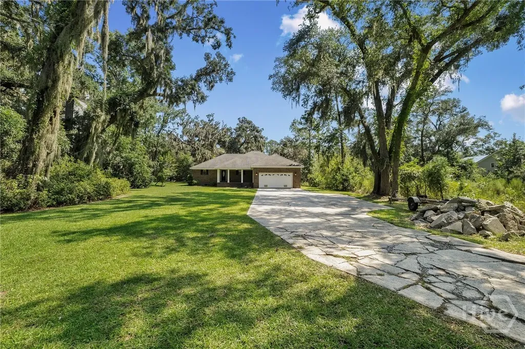120 Pinetree Road Midway GA 31320