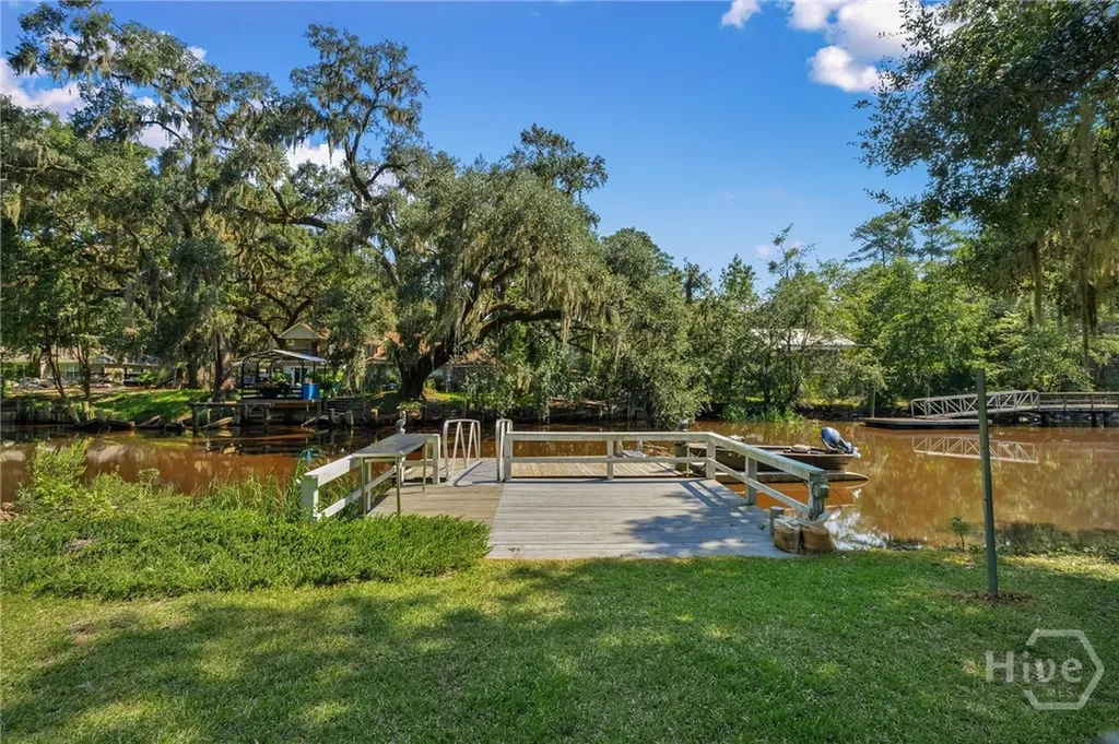 120 Pinetree Road Midway GA 31320