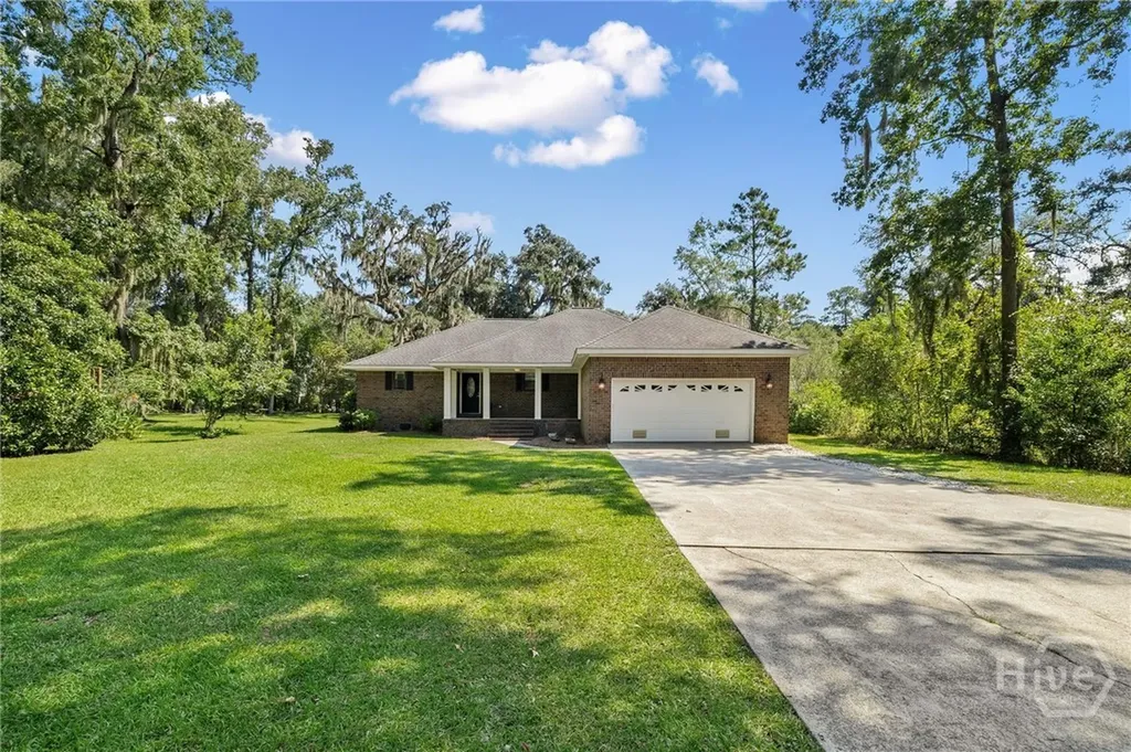 120 Pinetree Road Midway GA 31320