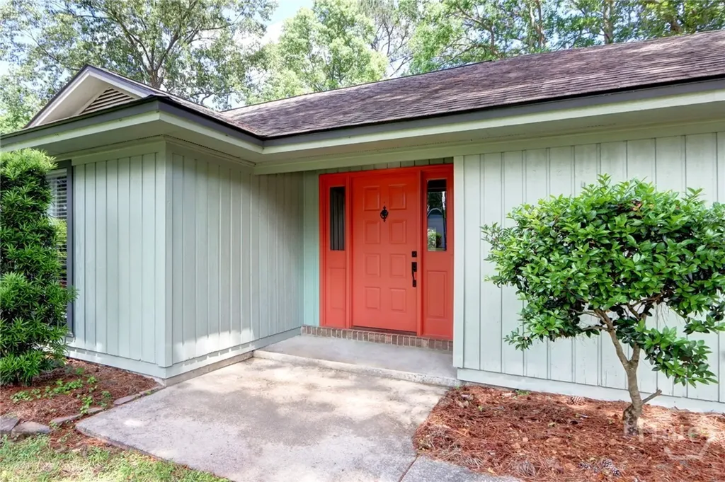 102 Phyllis Drive Savannah GA 31419