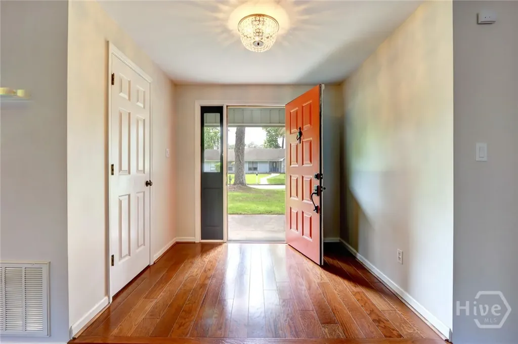 102 Phyllis Drive Savannah GA 31419