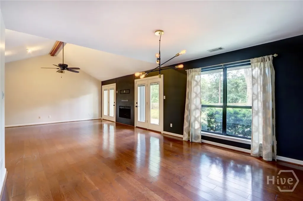 102 Phyllis Drive Savannah GA 31419