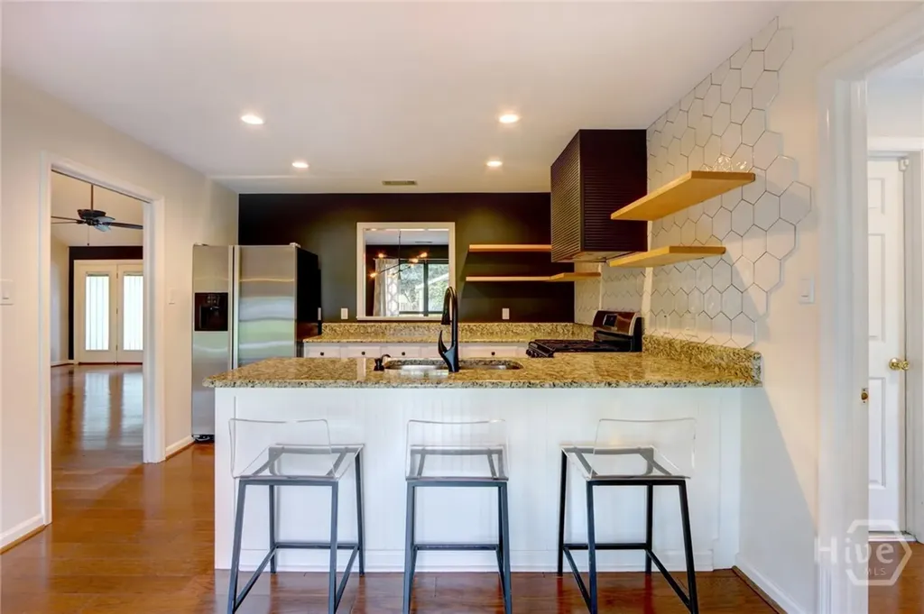 102 Phyllis Drive Savannah GA 31419
