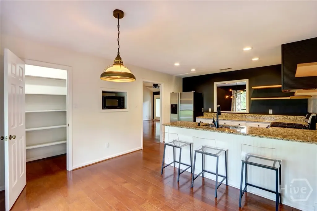102 Phyllis Drive Savannah GA 31419
