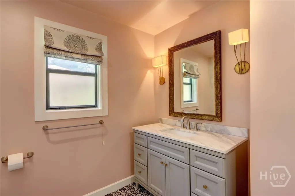 102 Phyllis Drive Savannah GA 31419
