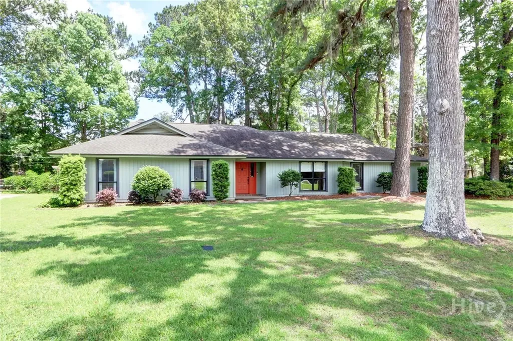 102 Phyllis Drive Savannah GA 31419