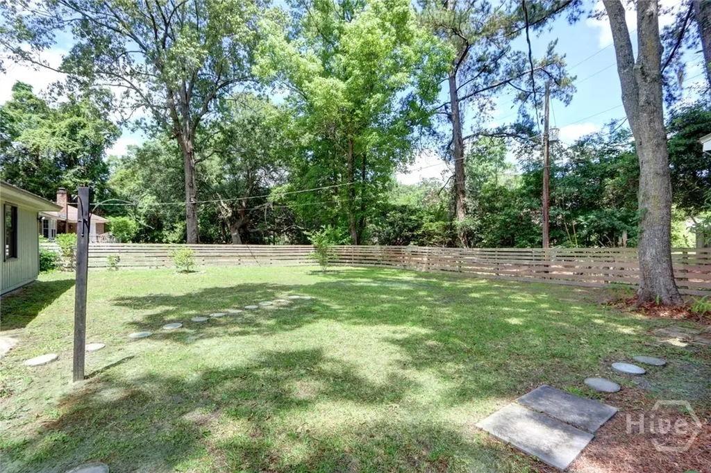 102 Phyllis Drive Savannah GA 31419